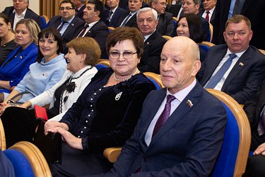 Сергей Грачев поздравил оренбуржцев с Днем области